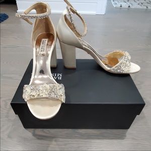 Floral badgley mischka bridal shoes